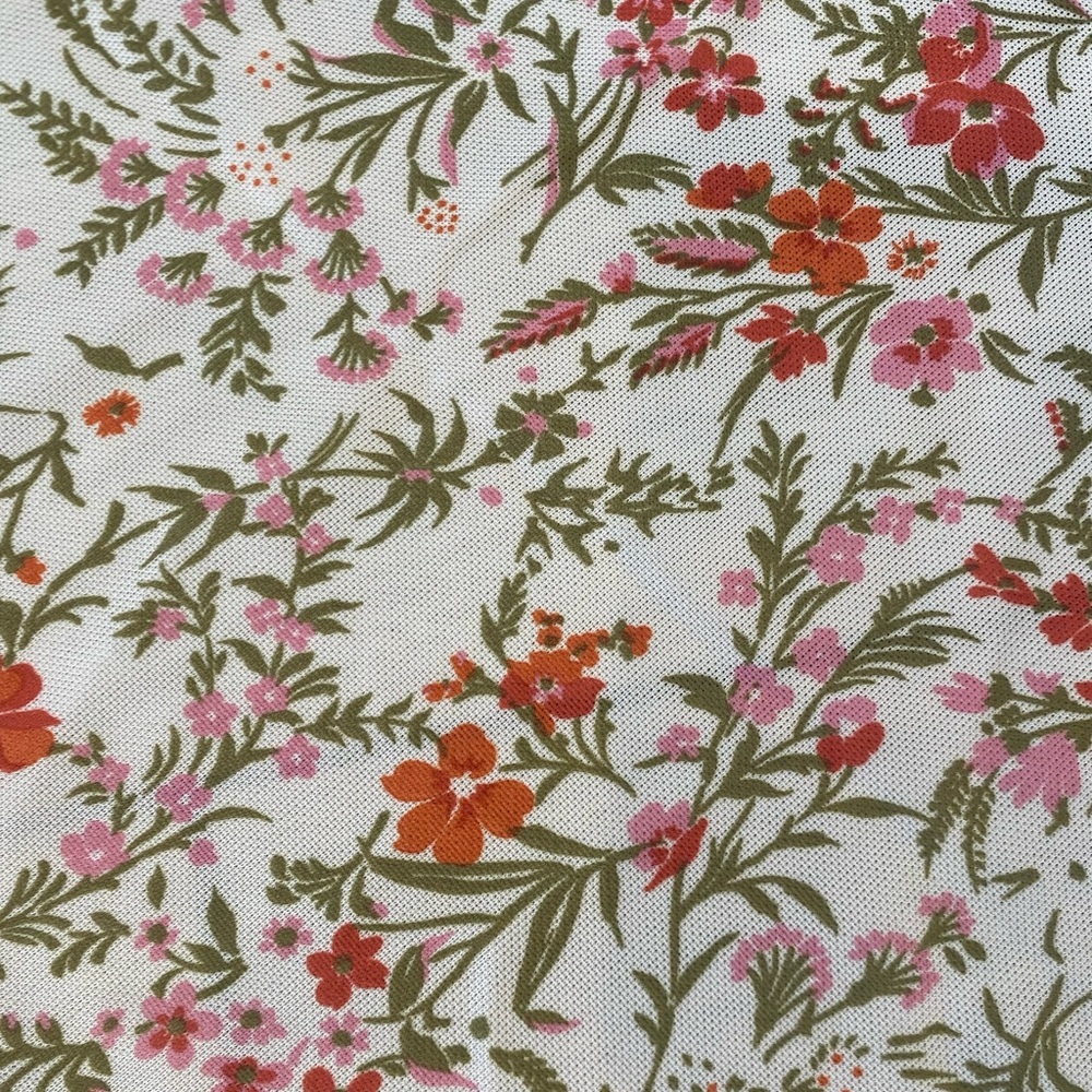 Vintage 1960s MCM Floral Fabric Crafting - Picture 3 of 3